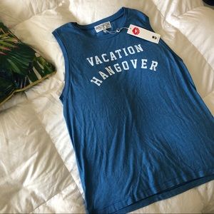 Wildfox - vintage muscle Tee NEW- sz M